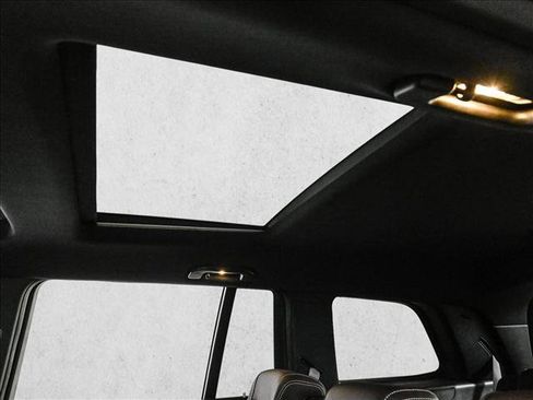 Used 2018 Mercedes-Benz GLS 450 4MATIC image 21