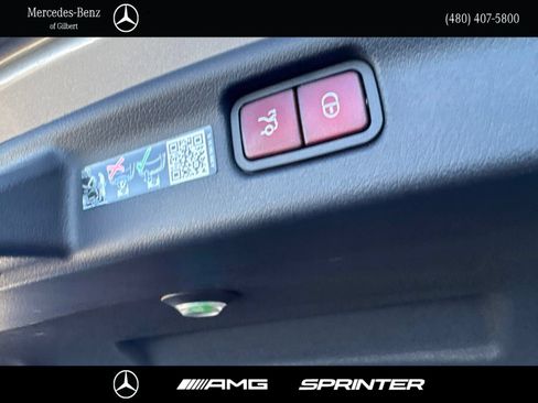 Certified 2024 Mercedes-Benz C 300 Sedan image 8