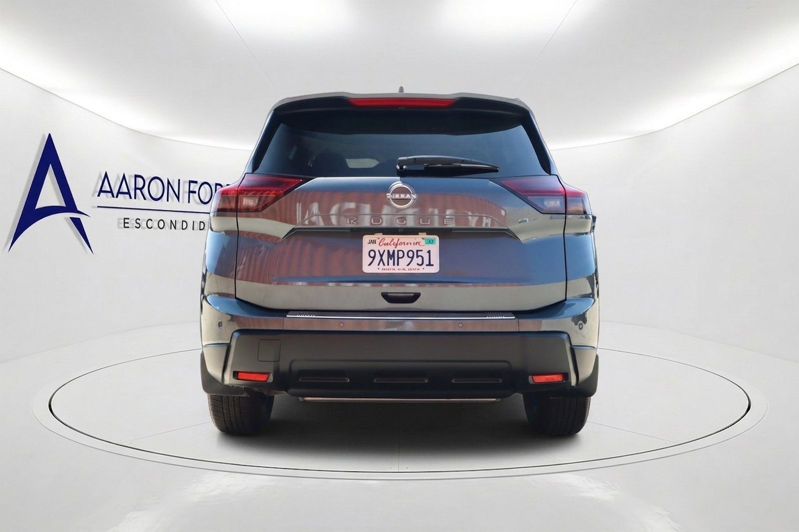 Used 2026 Nissan Rogue SV FWD image 5