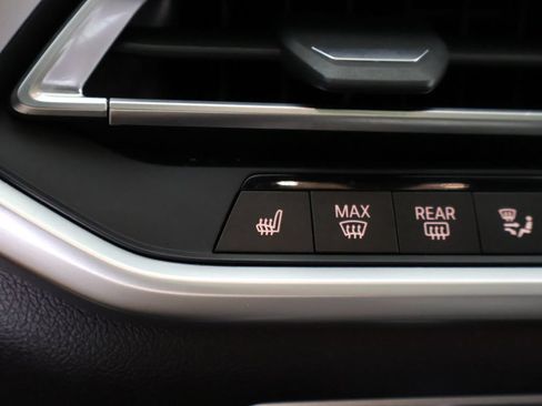 Used 2019 BMW X7 xDrive40i w/ M Sport Package AWD/4WD image 65