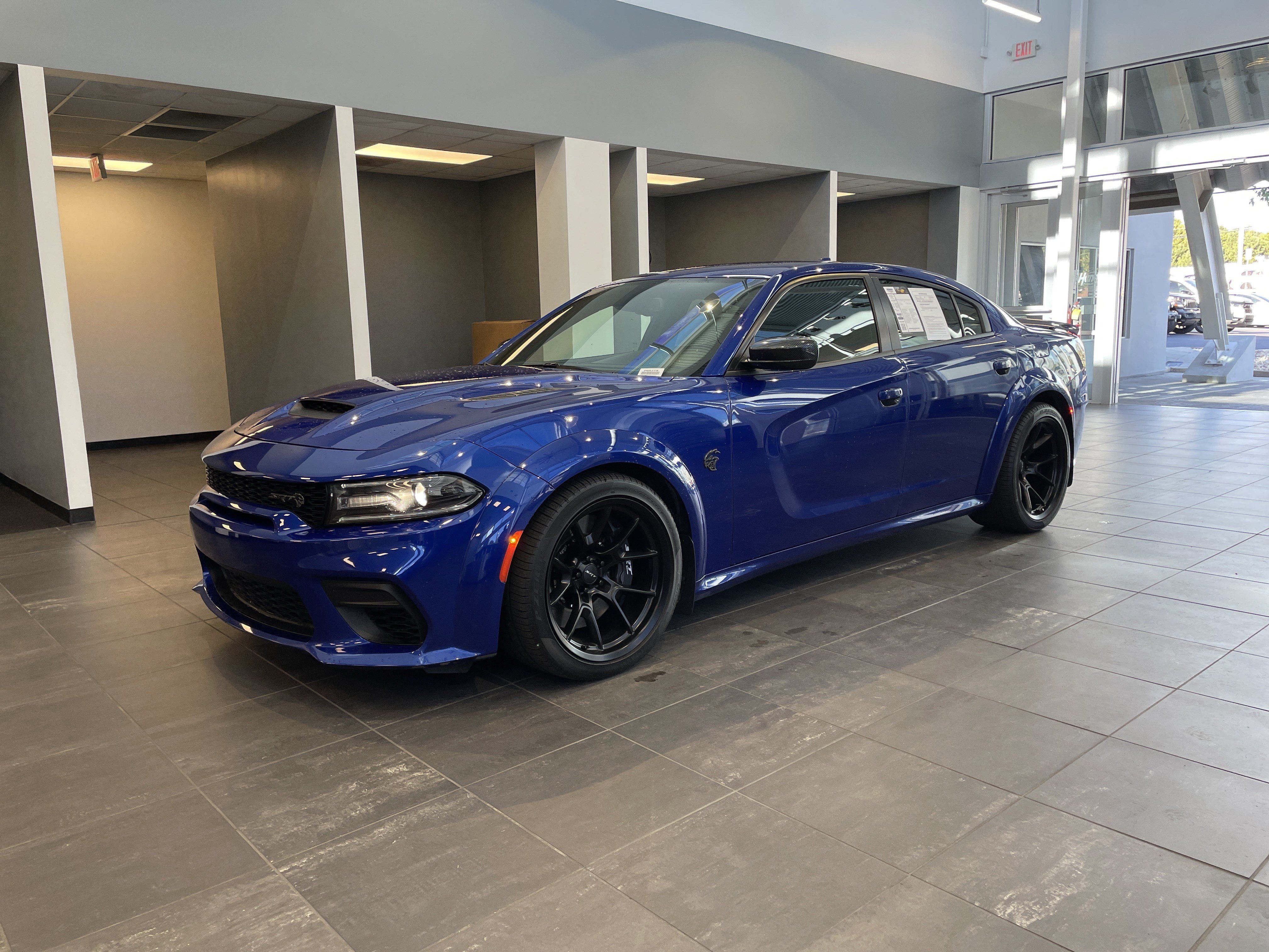Used 2021 Dodge Charger SRT Hellcat RWD image 6