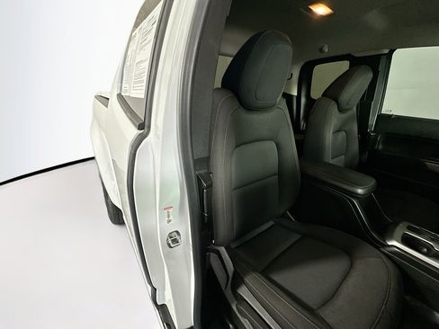 Used 2022 Chevrolet Colorado LT w/ Fleet Safety Package image 26