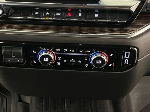 Used 2025 GMC Sierra 1500 Elevation AWD/4WD image 24