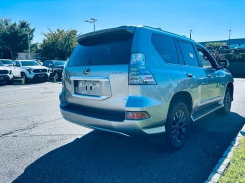 Used 2023 Lexus GX 460 Premium w/ Premium Package AWD/4WD image 4