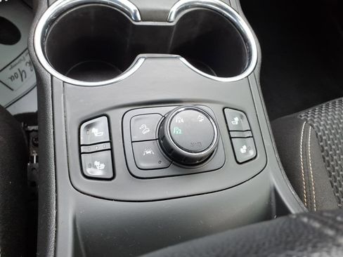 Used 2022 GMC Terrain SLE w/ Driver Convenience Package AWD/4WD image 20