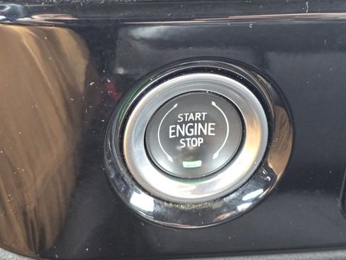 Used 2023 Chevrolet Silverado 1500 LT image 29