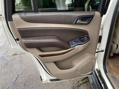 Used 2015 Chevrolet Tahoe LT w/ Luxury Package AWD/4WD image 24
