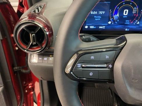 New 2026 Chevrolet Equinox RS w/ Convenience Package III AWD/4WD image 15