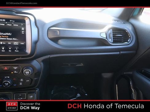 Used 2022 Jeep Renegade Altitude image 14