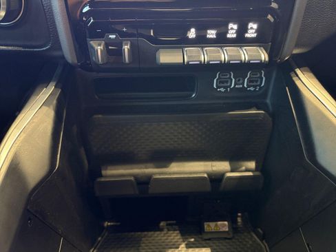 Used 2023 RAM 1500 Big Horn AWD/4WD image 20