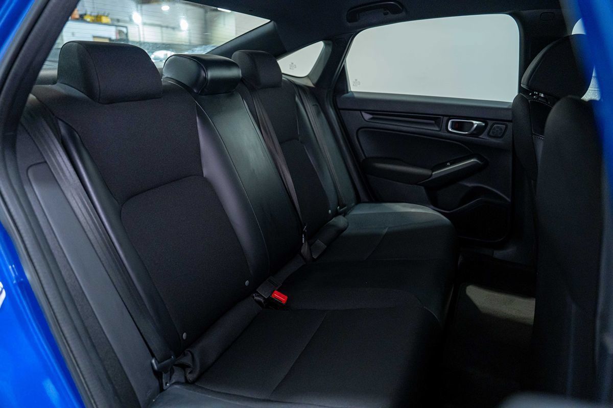 Used 2023 Honda Civic Sport image 18