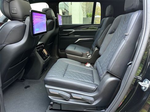 New 2026 Cadillac Escalade IQL Luxury image 15