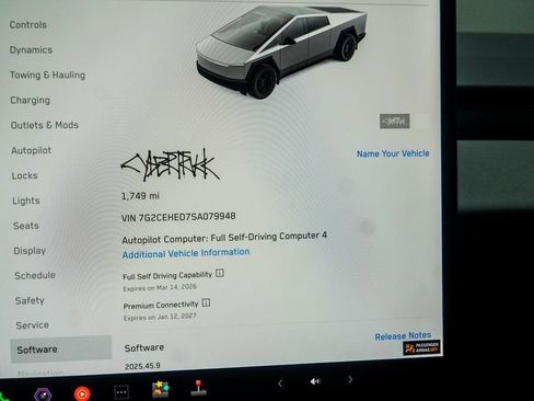 Used 2025 Tesla Cybertruck AWD Crew Cab image 36