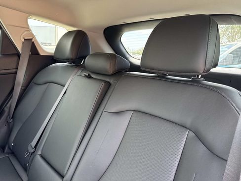 Used 2025 Kia Sportage EX FWD image 14