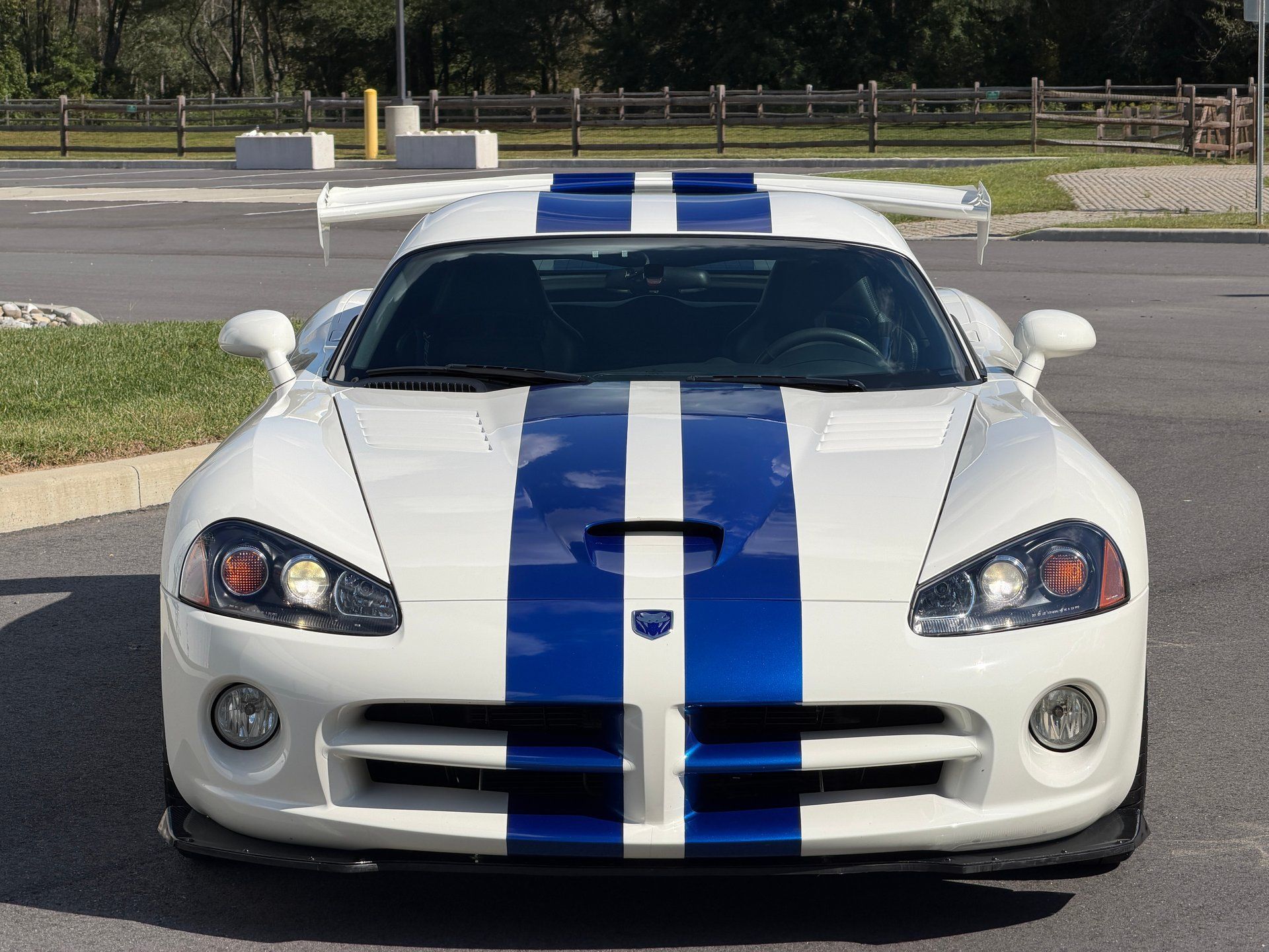 Used 2006 Dodge Viper SRT-10 w/ VOI9 Edition RWD image 6