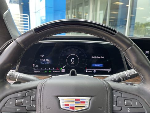 Used 2021 Cadillac Escalade Sport Platinum w/ Heavy-Duty Trailer Package image 29