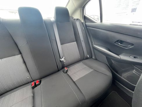 Used 2025 Nissan Sentra SV image 32