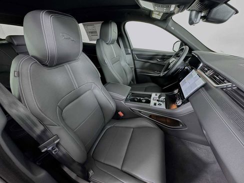 New 2026 Jaguar F-PACE R-Dynamic S image 26