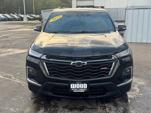 Used 2023 Chevrolet Traverse RS w/ LPO, Floor Liner Package image 2