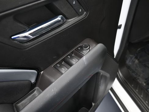 Used 2023 Chevrolet Colorado Z71 image 13