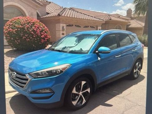 Used 2016 Hyundai Tucson Limited AWD/4WD image 3