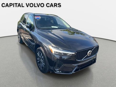 Used 2025 Volvo XC60 B5 Core AWD/4WD image 1