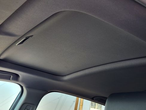 Used 2020 Honda CR-V EX-L image 2