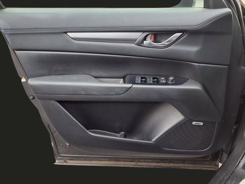 Used 2018 MAZDA CX-5 Touring w/ Preferred Equipment Package image 19