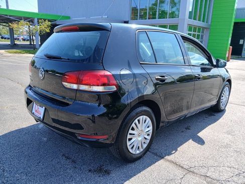 Used 2010 Volkswagen Golf 4-Door image 7