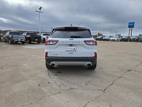 Used 2022 Ford Escape S image 5