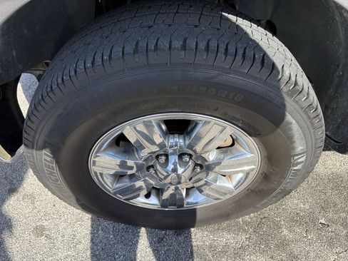 Used 2010 Ford F150 XLT image 18