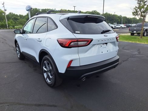 New 2025 Ford Escape ST-Line image 5