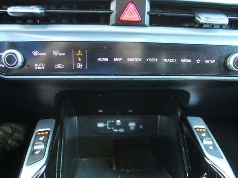 Certified 2024 Kia Sorento SX Prestige image 51