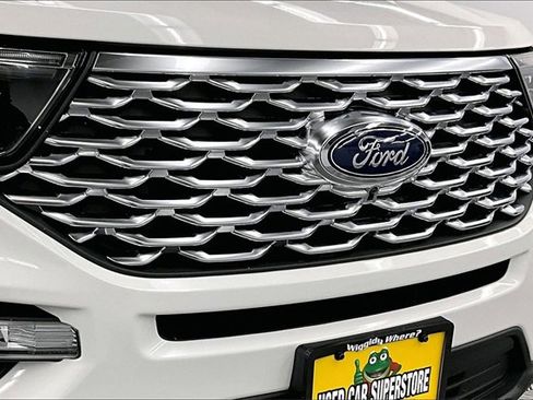 Used 2020 Ford Explorer Platinum w/ Premium Technology Package image 30