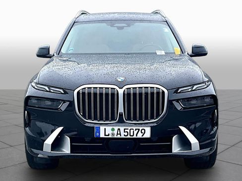 Used 2023 BMW X7 xDrive40i w/ Premium Package AWD/4WD image 4