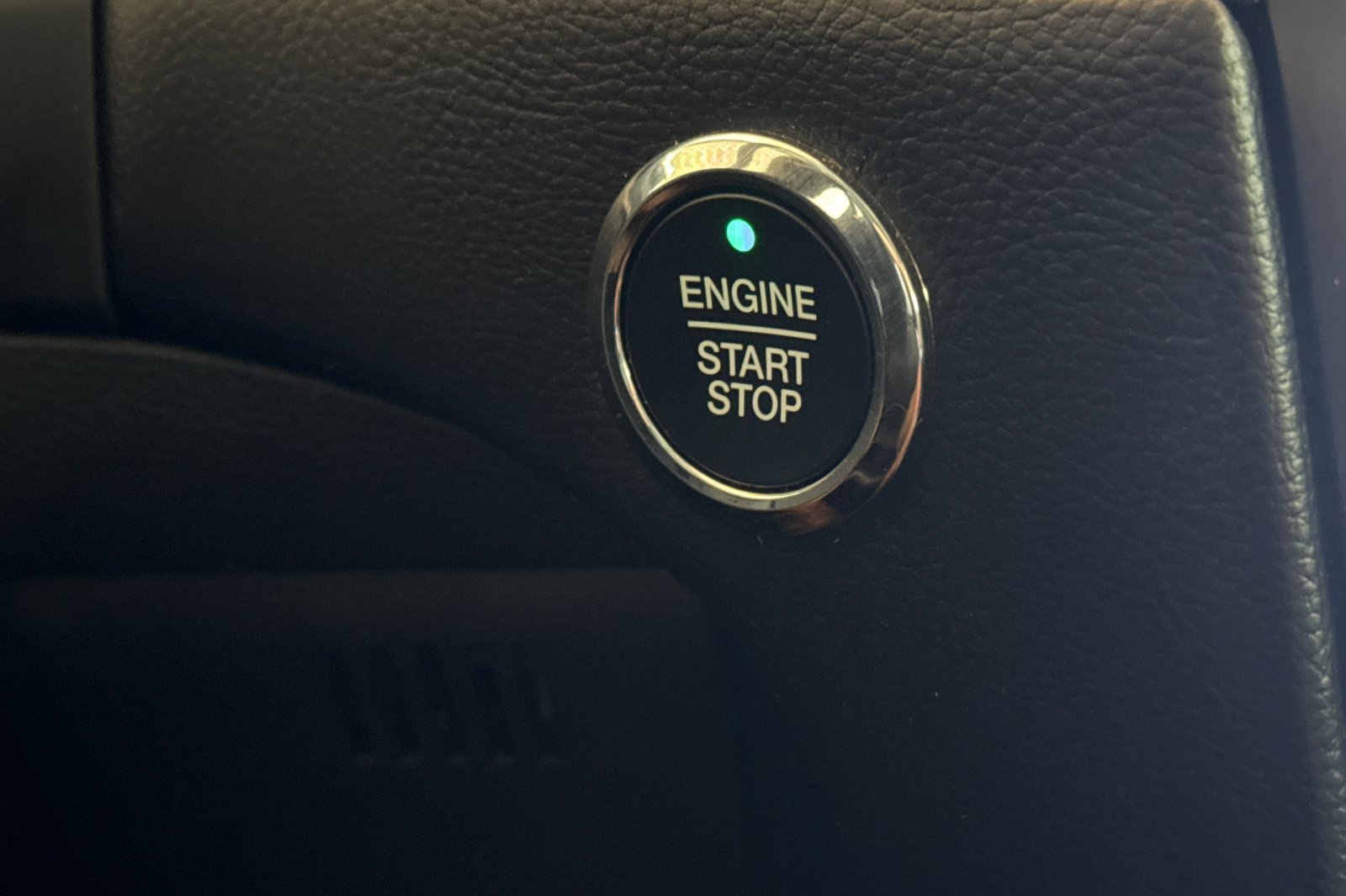 Used 2024 Ford Edge SEL AWD/4WD image 22