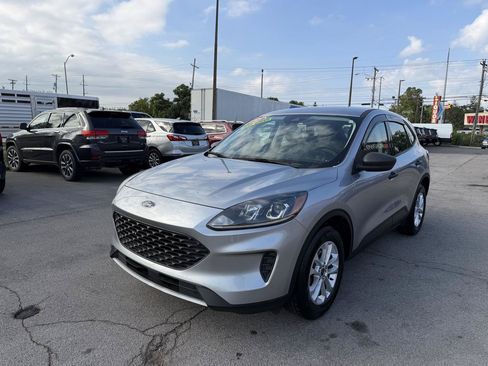 Used 2022 Ford Escape S AWD/4WD image 7