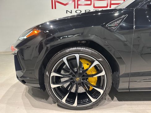 Used 2024 Lamborghini Urus S image 7