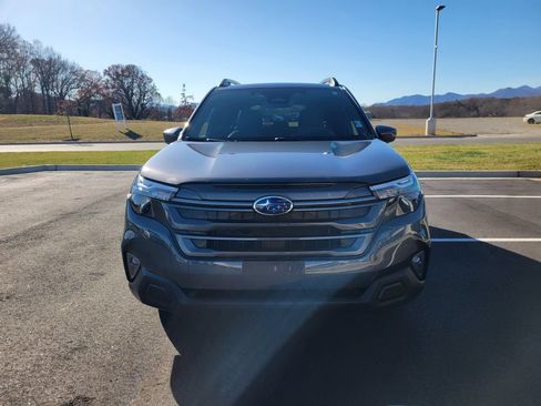 New 2026 Subaru Forester Premium AWD/4WD image 2