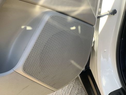 Used 2021 Kia Soul LX FWD image 22