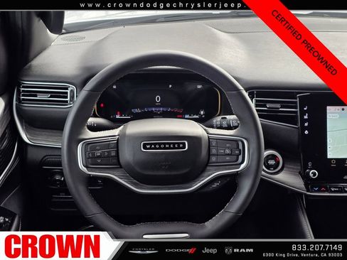 Certified 2024 Jeep Wagoneer L Series II w/ Flexible Seating Group image 19