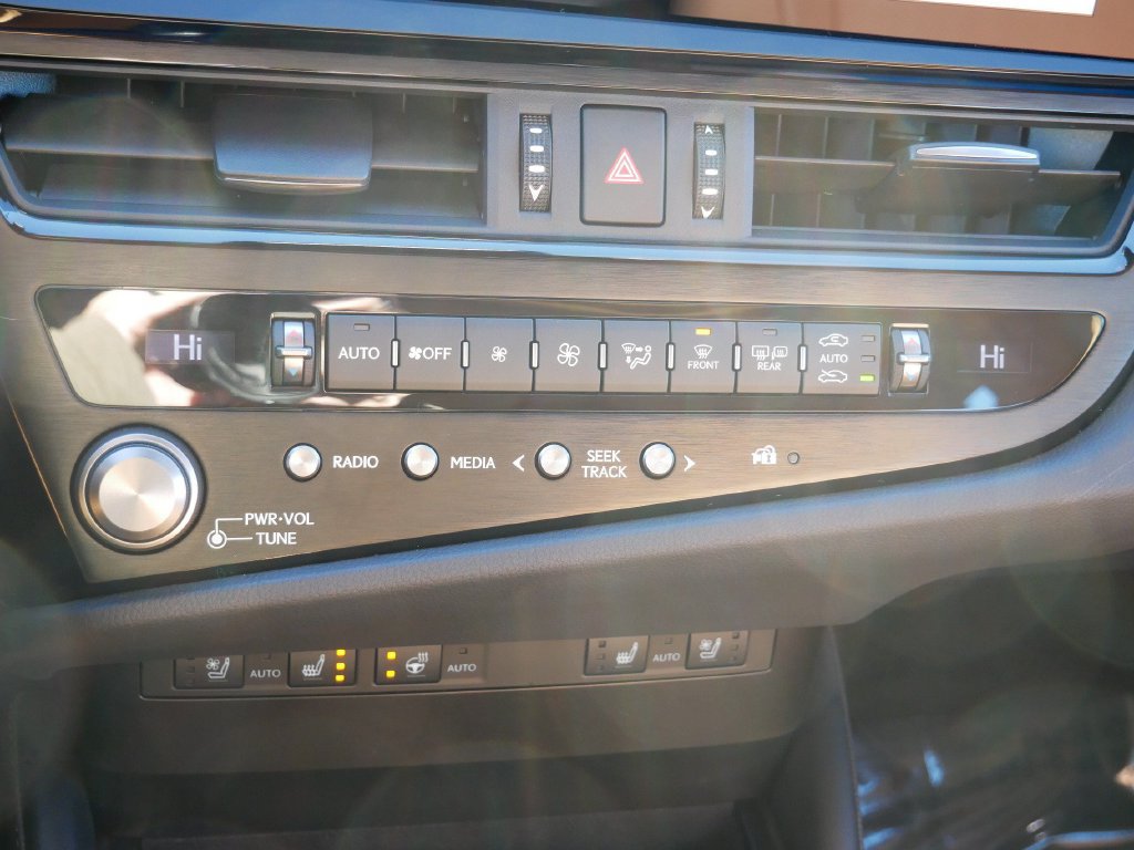 Certified 2025 Lexus ES 350 w/ Premium Package FWD image 22