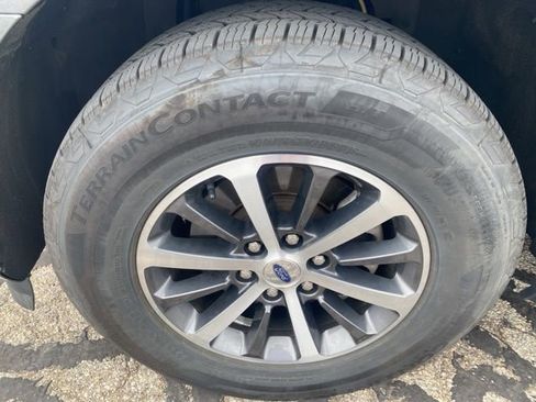 Used 2020 Ford Expedition XLT w/ Equipment Group 202A AWD/4WD image 7