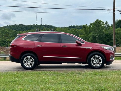 Used 2019 Buick Enclave Essence AWD/4WD image 3