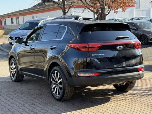 Used 2017 Kia Sportage EX w/ EX Premium Package image 4