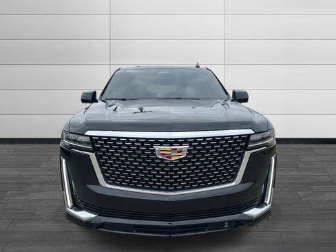 Used 2024 Cadillac Escalade ESV Premium Luxury w/ Performance Package image 7