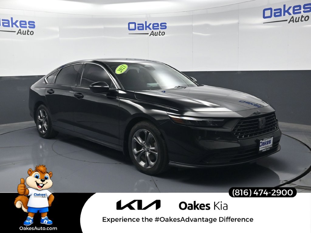 Used 2023 Honda Accord EX image 1