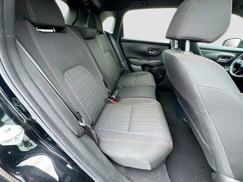 Used 2023 Honda HR-V Sport image 33