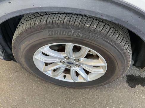 Used 2020 Ford Explorer 2WD image 16