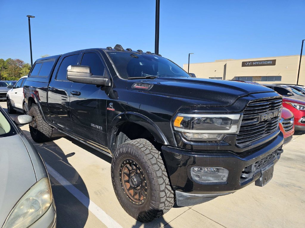 Used 2019 RAM 2500 Laramie AWD/4WD image 2